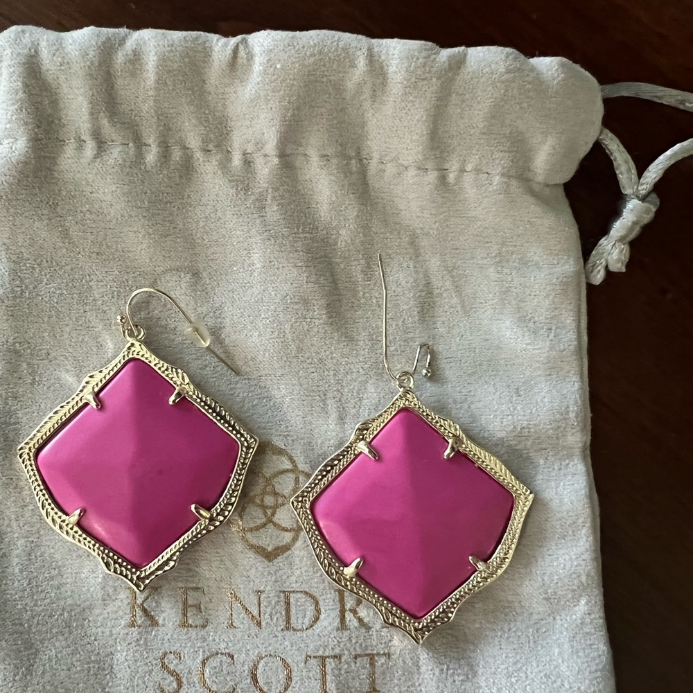 Kendra Scott Kirsten earrings.